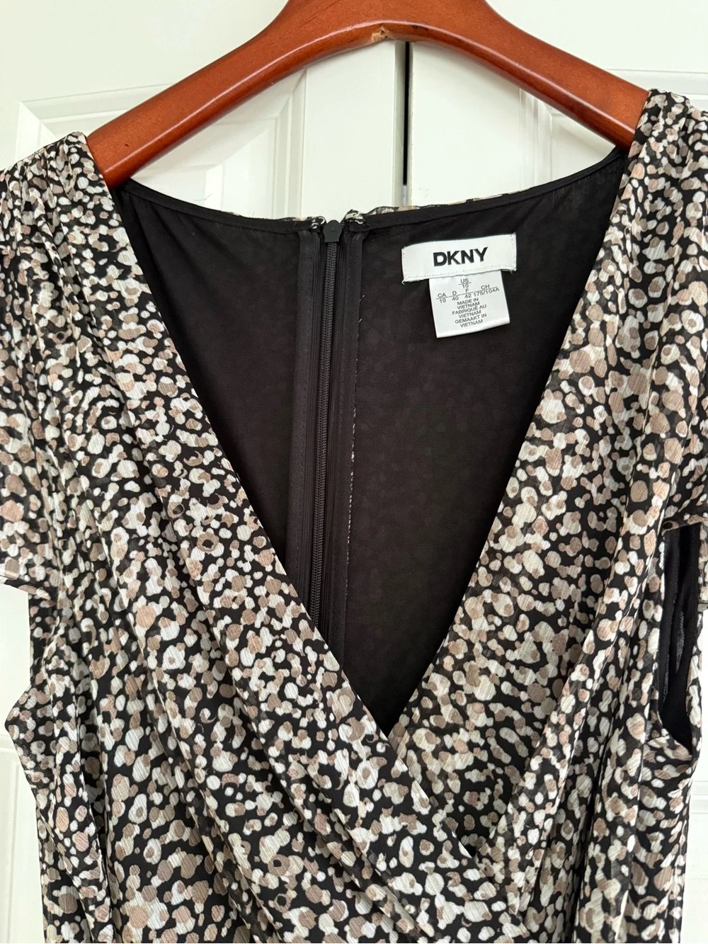 DKNY Black and Beige Speckled V-Neck Dress